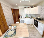 2-комн, 50кв м, этаж 5/5 проспект 40 лет Октября, 12