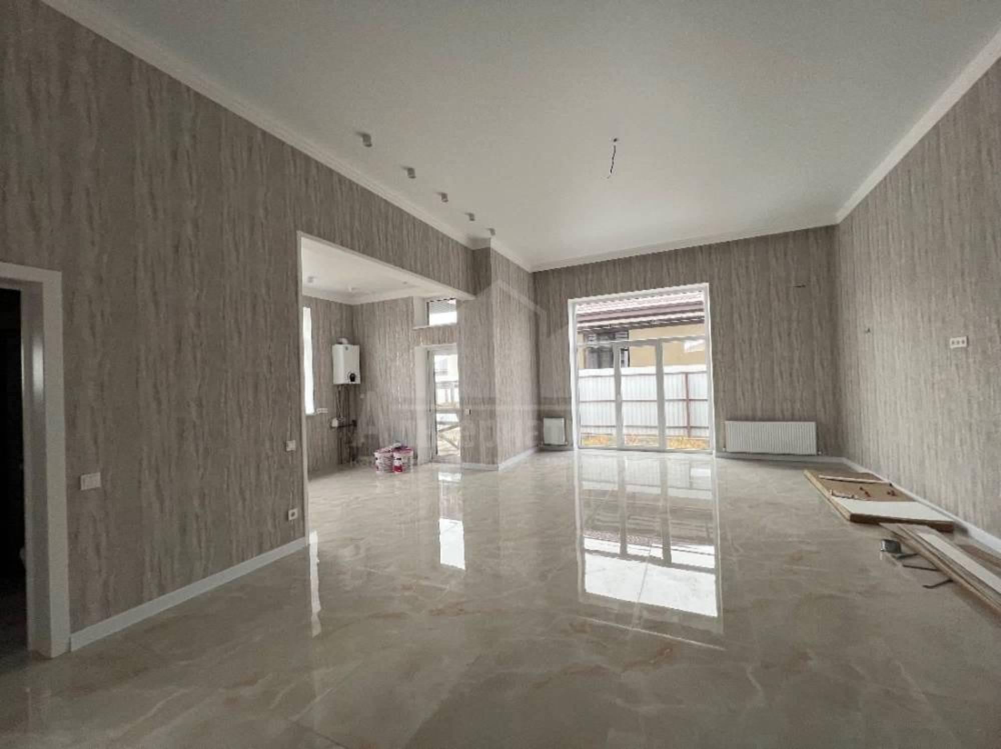 Купить дачу, дом, коттедж за 18 300 000 рублей на 70 лет Победы ул.