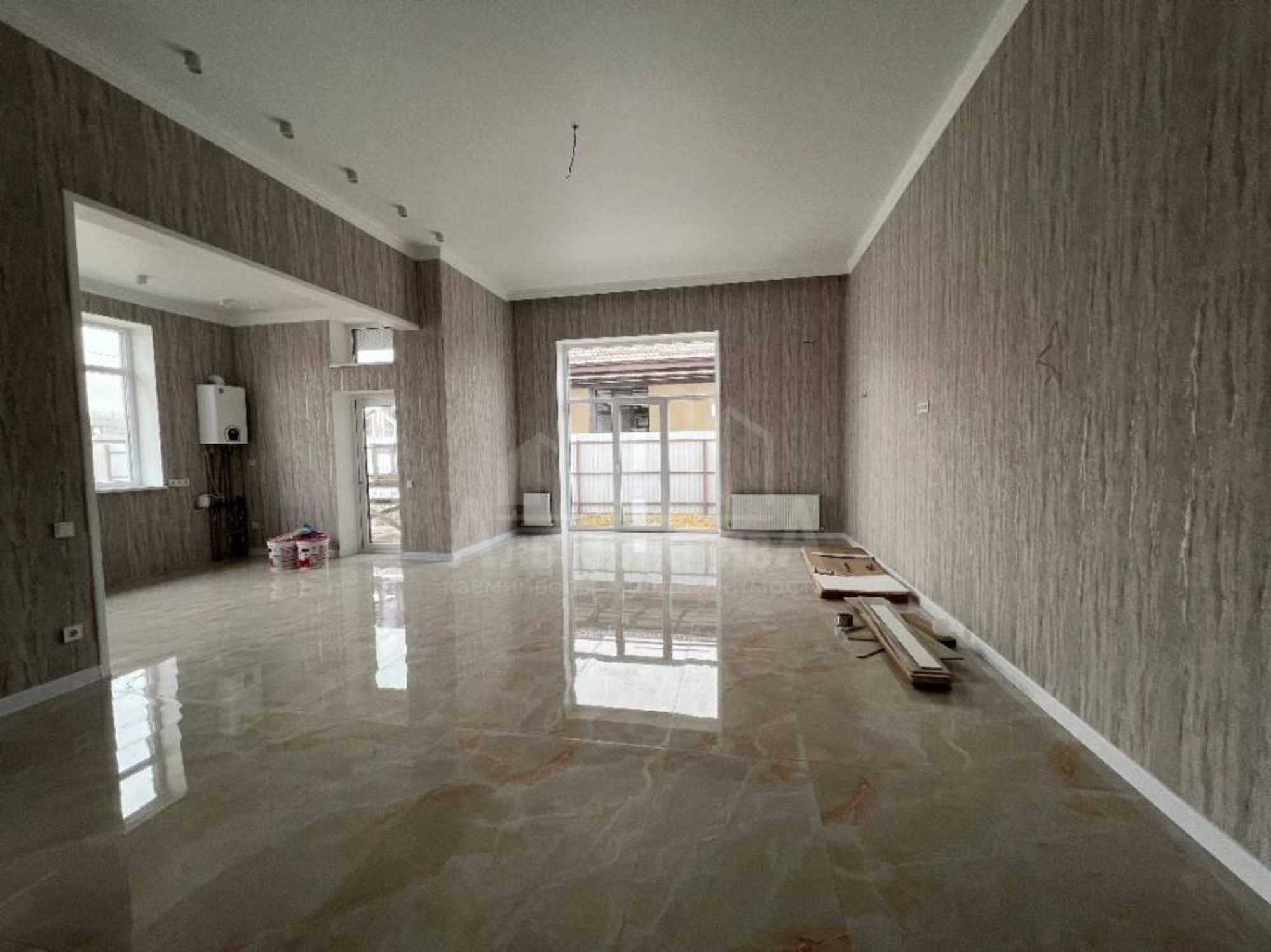 Купить дачу, дом, коттедж за 18 300 000 рублей на 70 лет Победы ул.