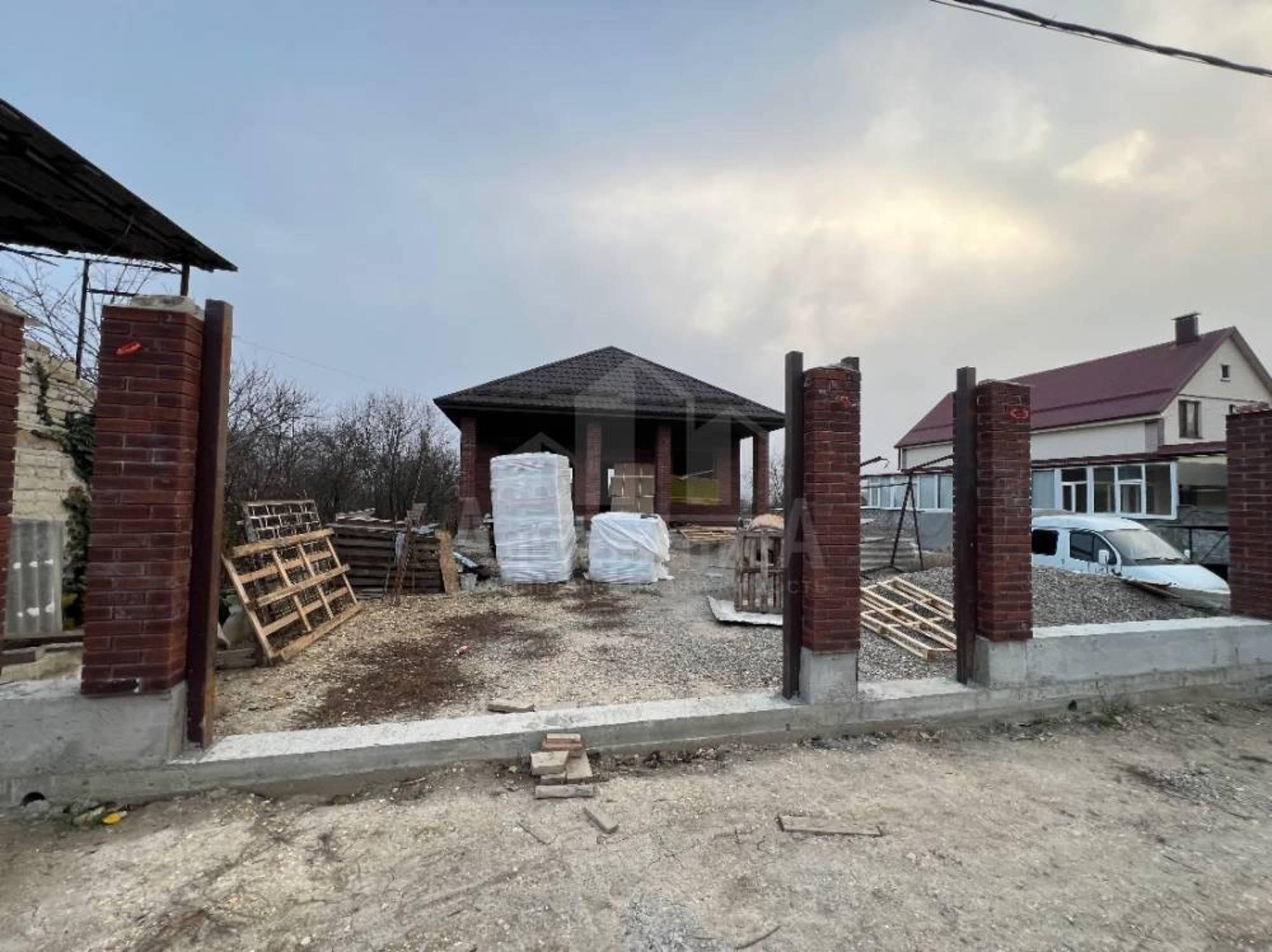 Купить дачу, дом, коттедж за 12 000 000 рублей на с/т Просвещенец