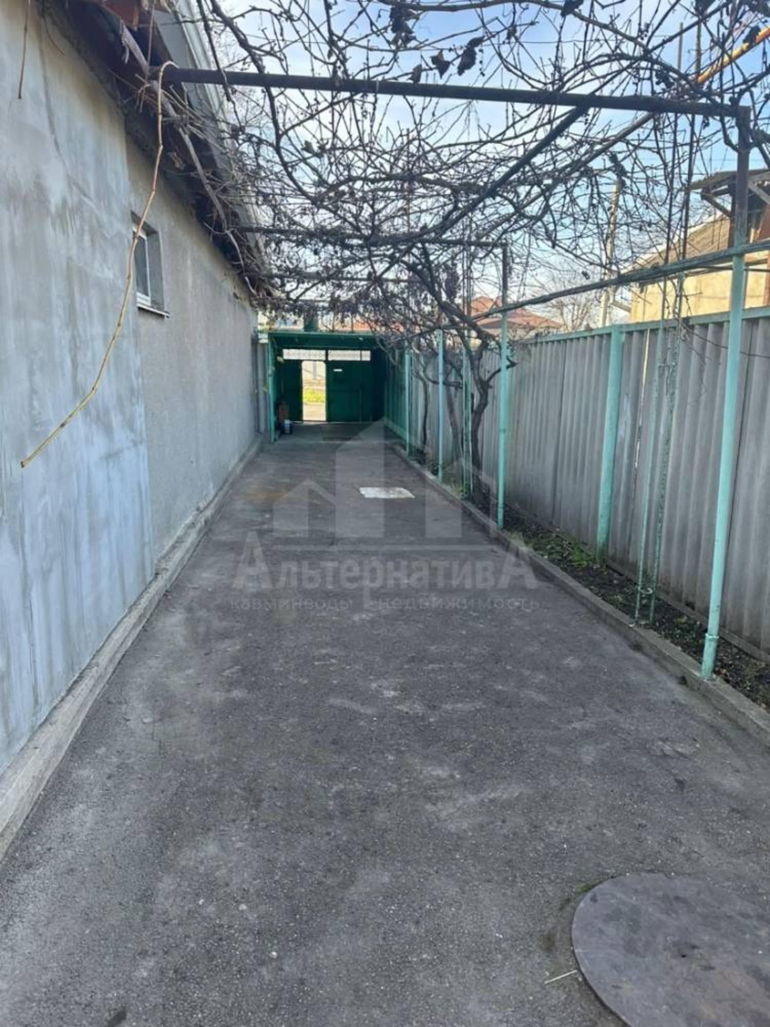 Купить дачу, дом, коттедж за 8 500 000 рублей на 3-я линия ул.