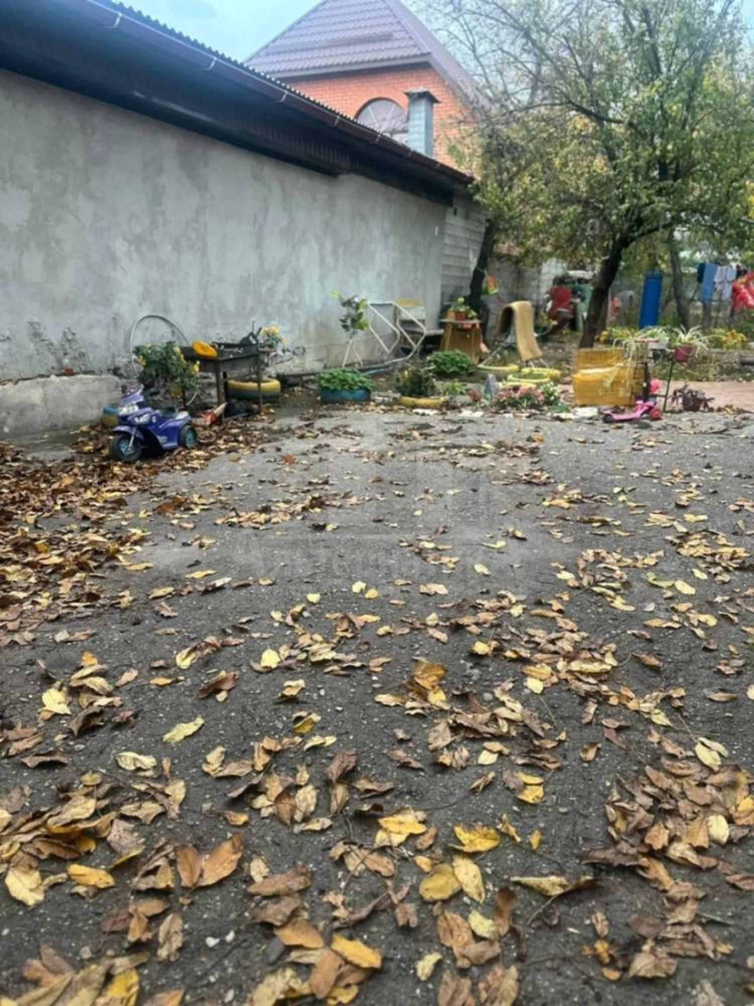 Купить дачу, дом, коттедж за 11 000 000 рублей на Ермолова ул.