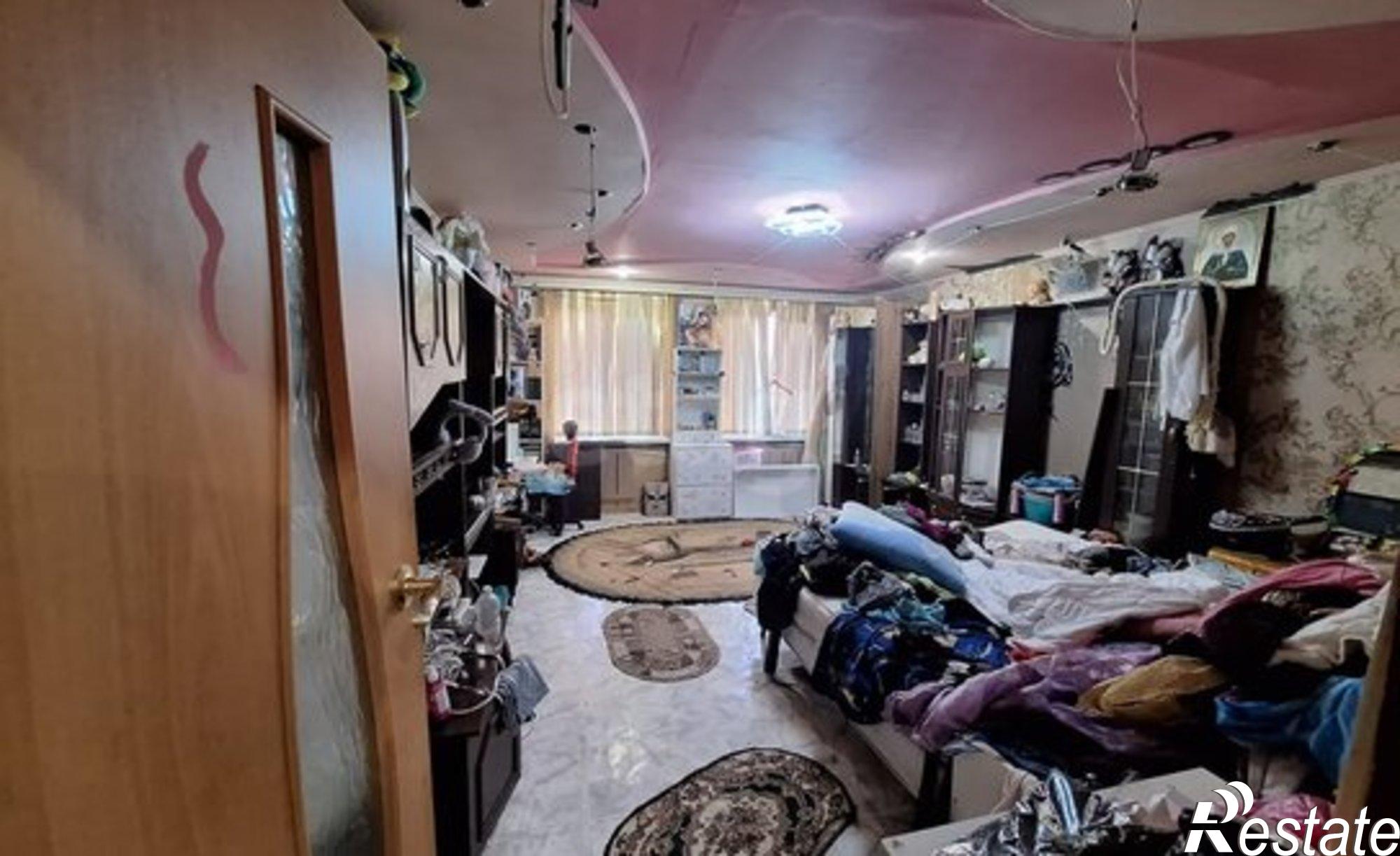 Купить квартиру за 10 000 000 рублей на улица Шатило, 18