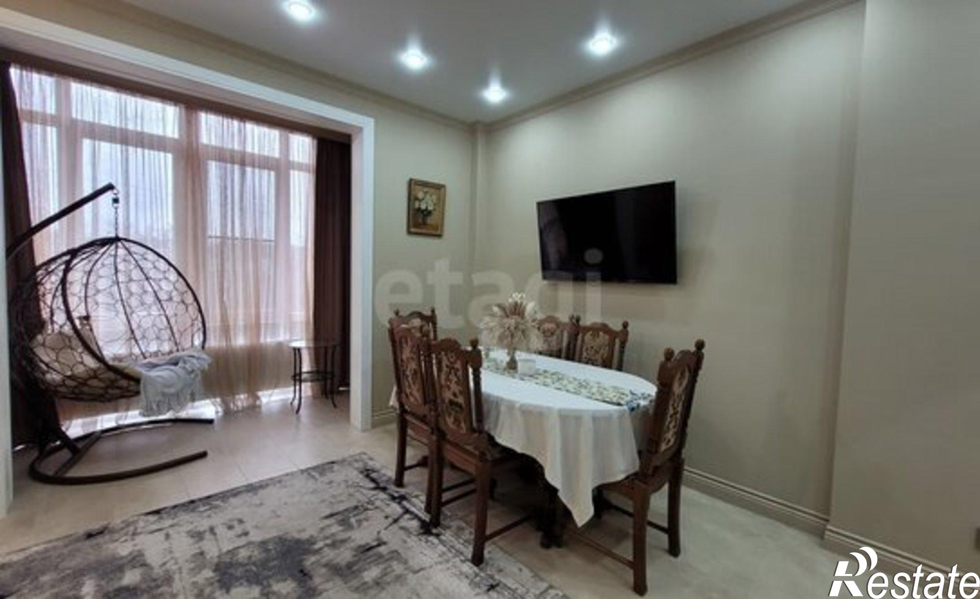 Купить квартиру за 14 500 000 рублей на ул Адмиральского, 1а