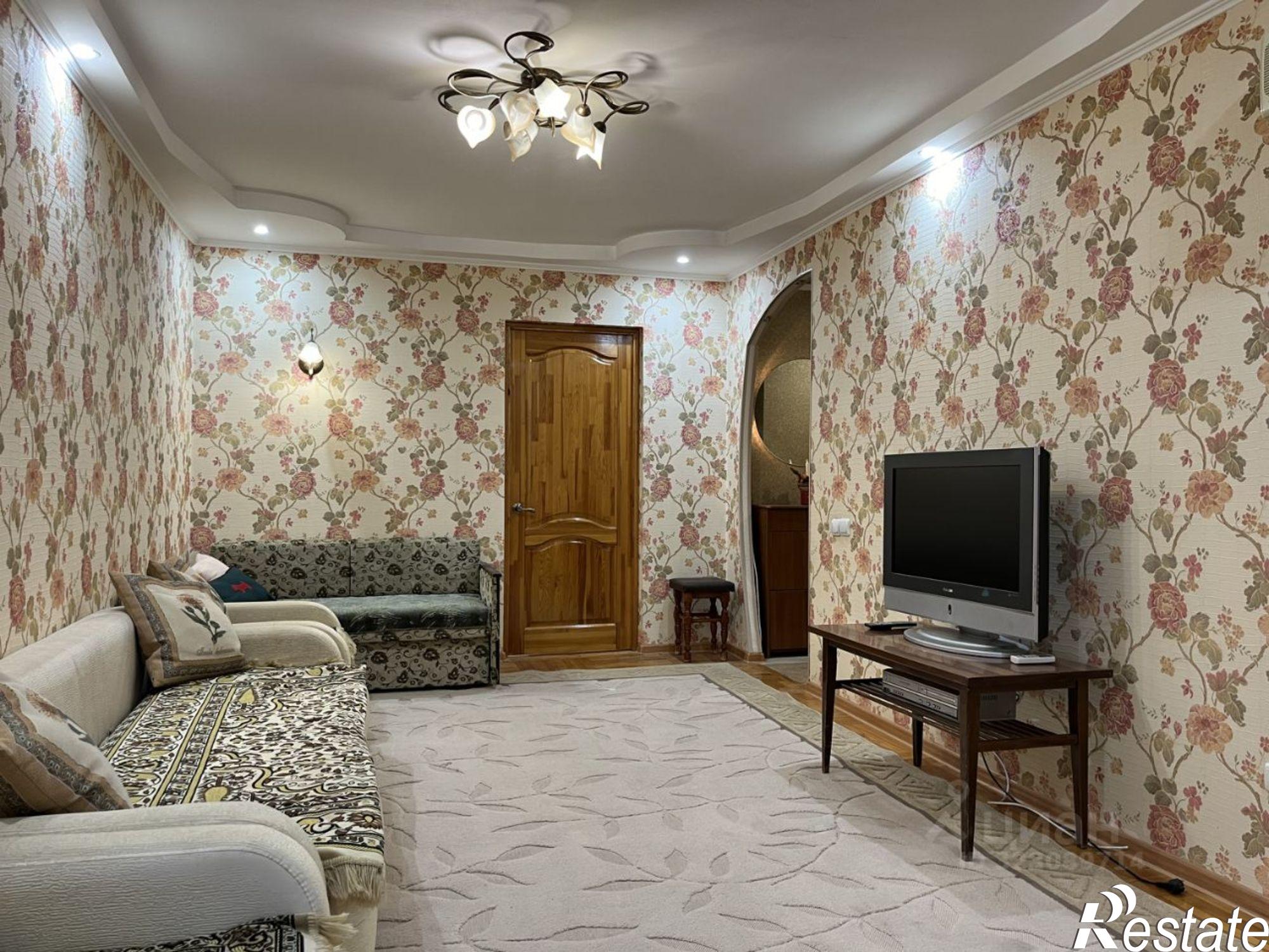 Сдать квартиру за 30 000 рублей на улица Бутырина, 8