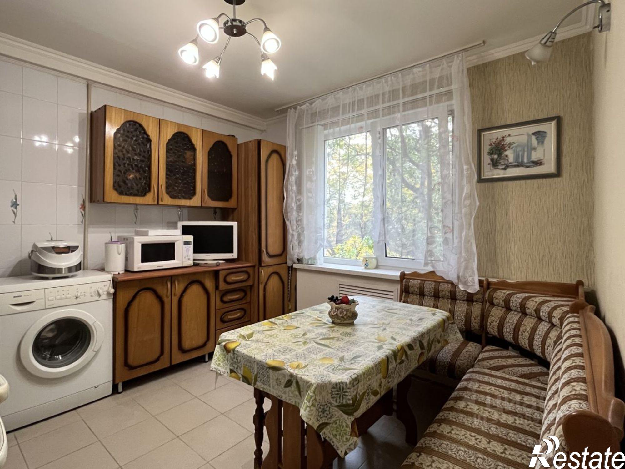 Сдать квартиру за 30 000 рублей на улица Бутырина, 8