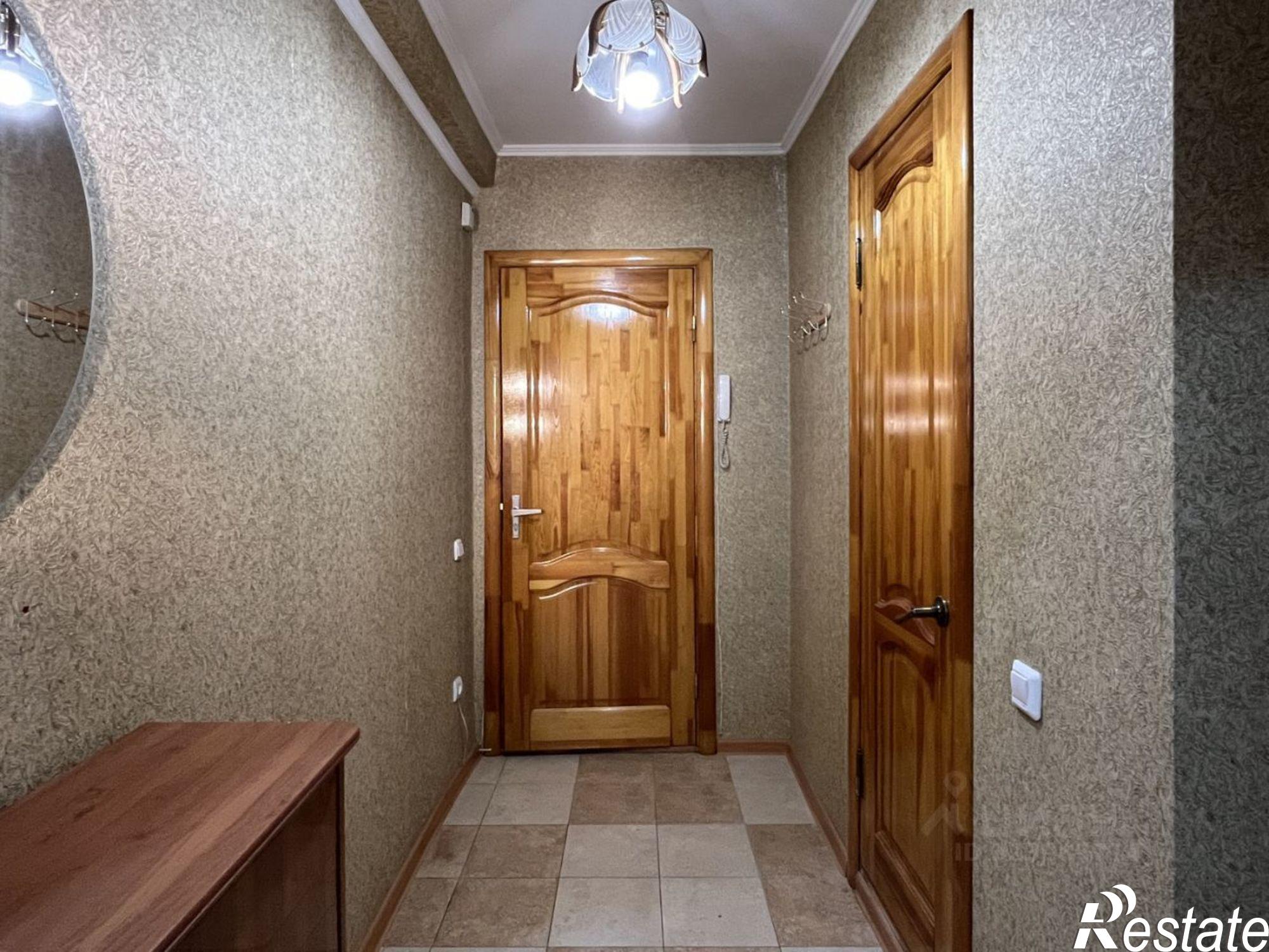 Сдать квартиру за 30 000 рублей на улица Бутырина, 8