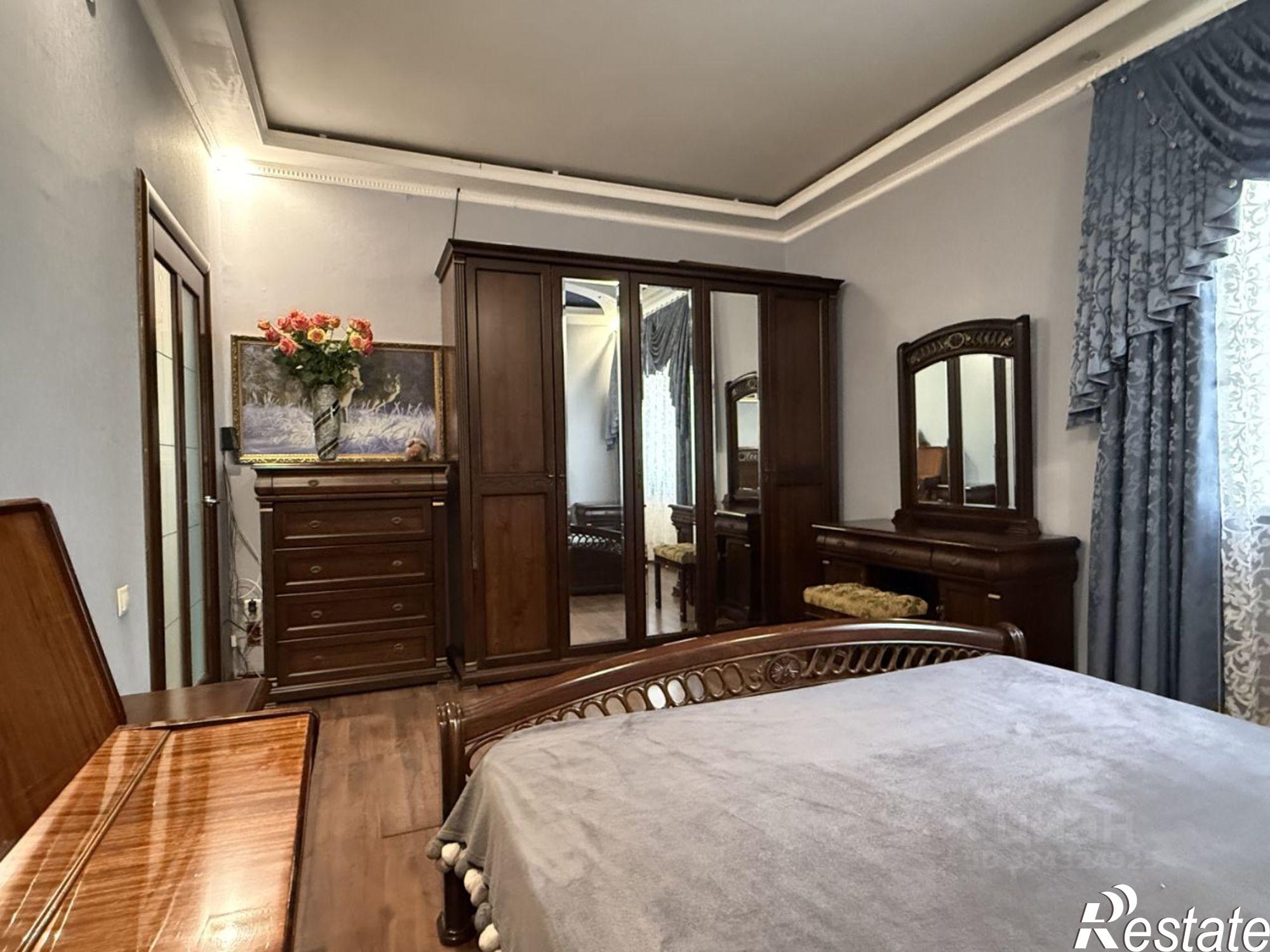 Сдать квартиру за 50 000 рублей на улица Власова, 40