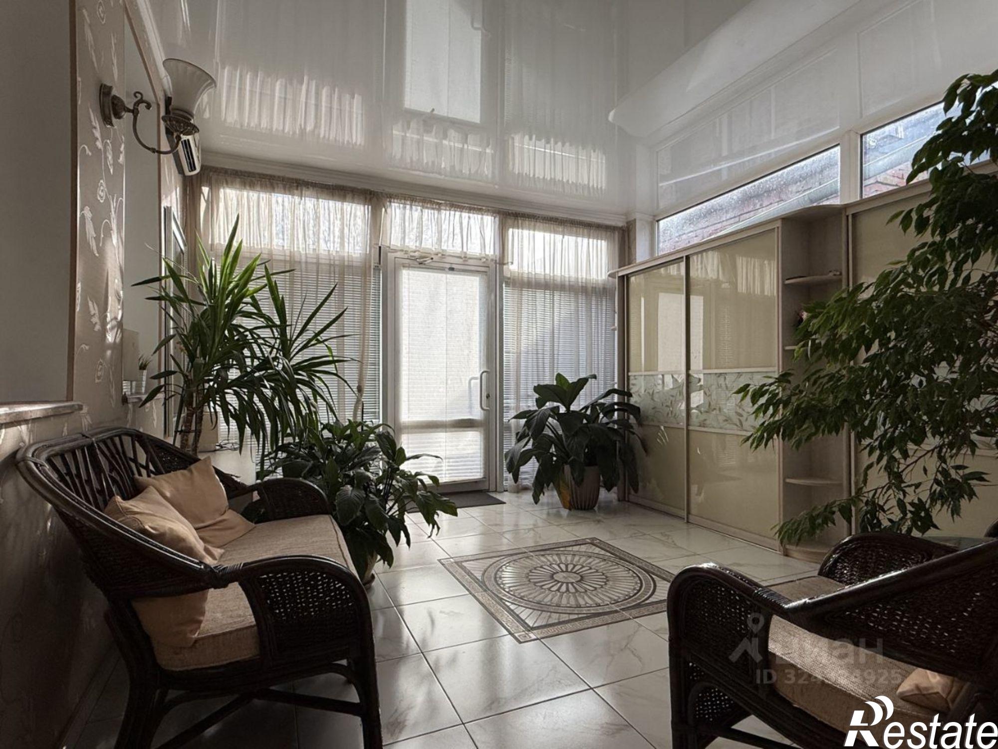 Сдать квартиру за 50 000 рублей на улица Власова, 40