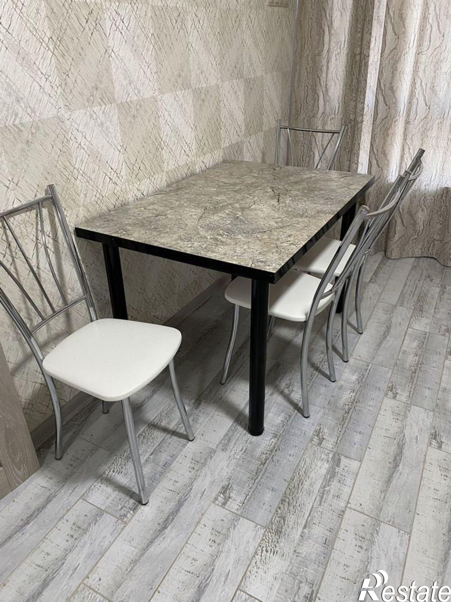 Сдать квартиру за 45 000 рублей на улица Орджоникидзе, 8