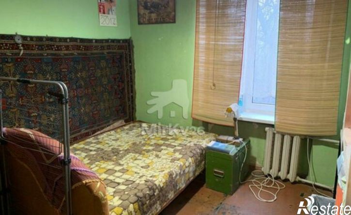 4-комн квартира улица Аллея Строителей, 8,  д. 8