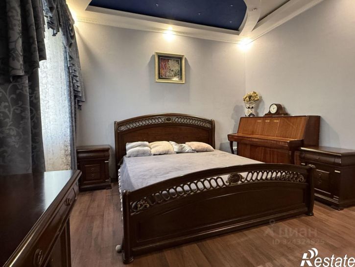 2-комн квартира улица Власова, 40,  д. 40