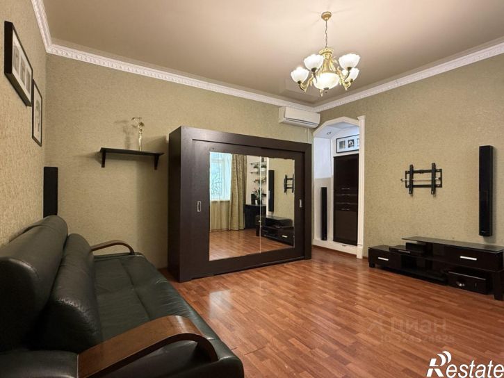 2-комн квартира улица Власова, 40,  д. 40