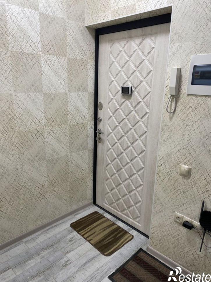 2-комн квартира улица Орджоникидзе, 8,  д. 8