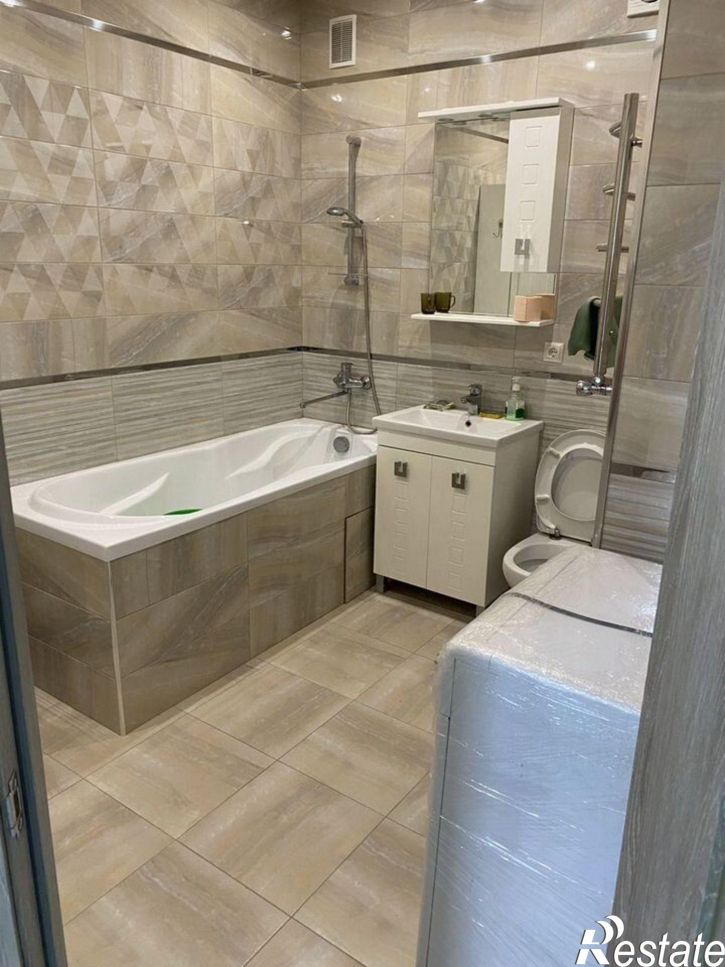 2-комн квартира улица Орджоникидзе, 8,  д. 8