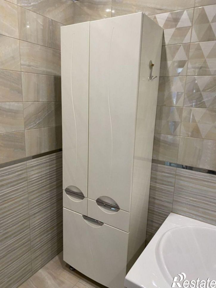 2-комн квартира улица Орджоникидзе, 8,  д. 8