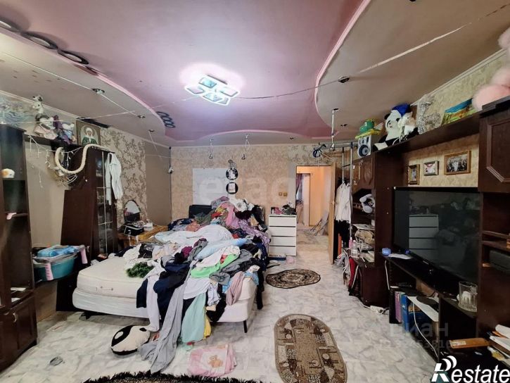 3-комн квартира улица Шатило, 15,  д. 15