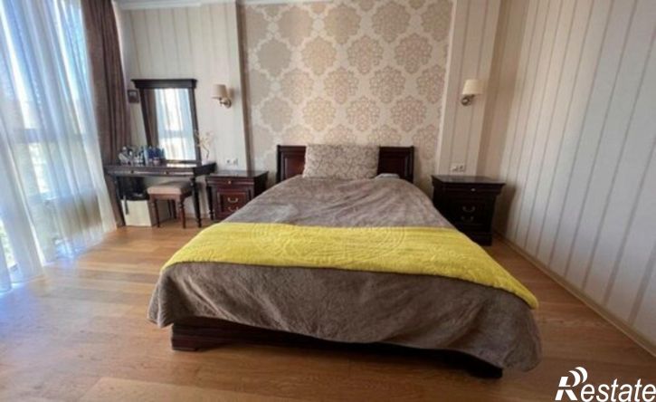 3-комн квартира ул Оранжерейная, 21 4,  д. 21 4,  к. 4