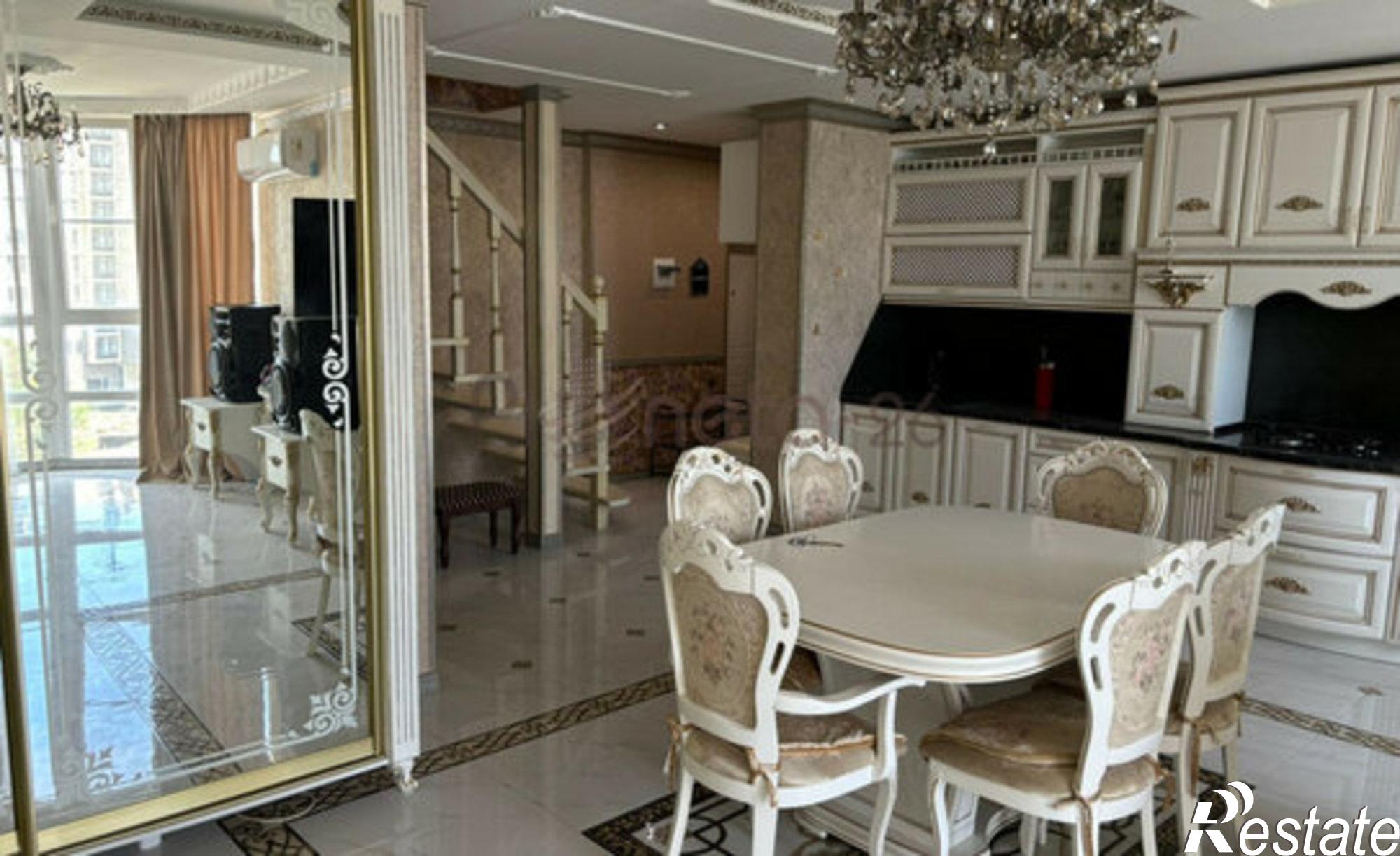 Купить квартиру за 13 800 000 рублей на ул Оранжерейная, 21 2