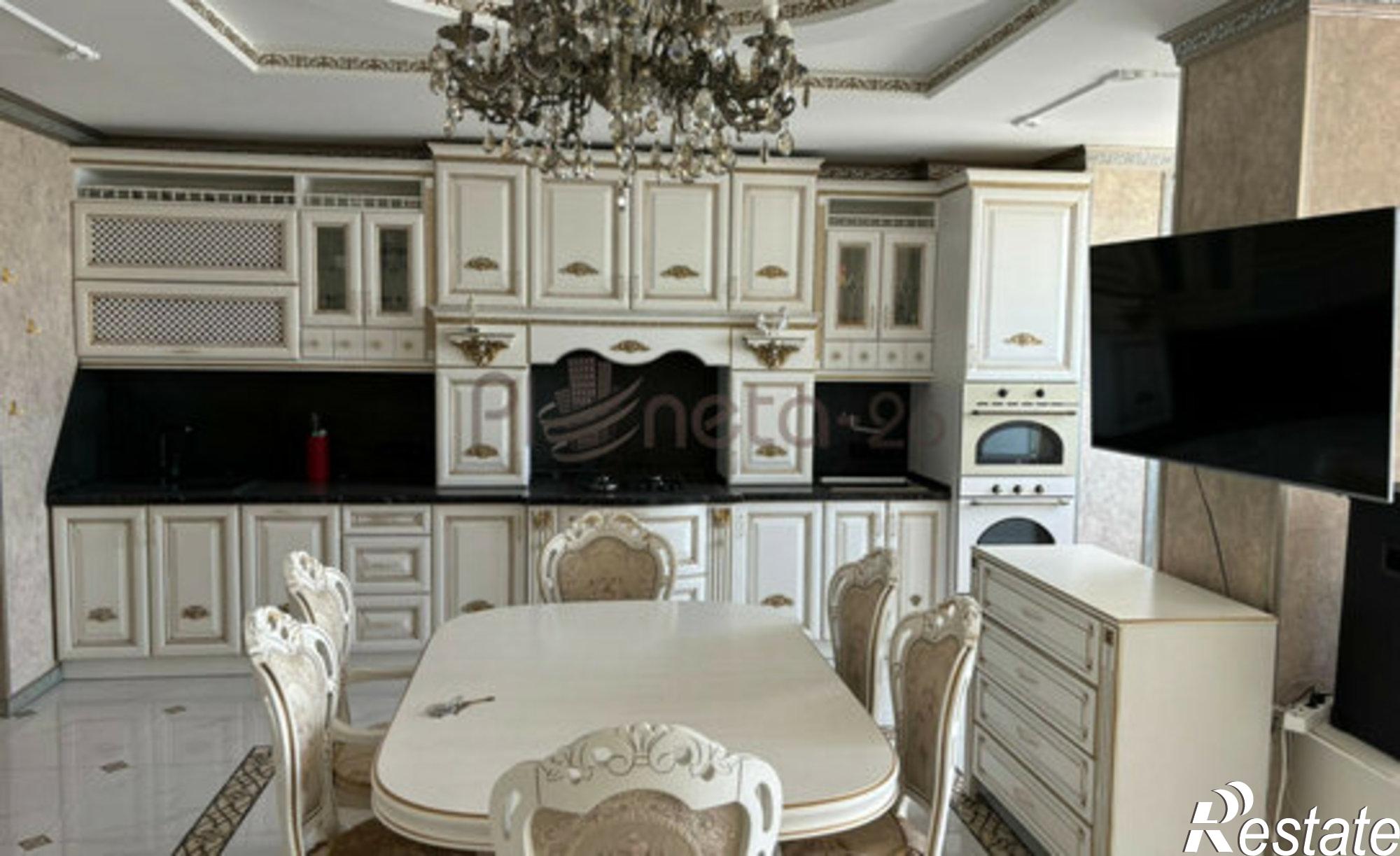 Купить квартиру за 13 800 000 рублей на ул Оранжерейная, 21 2