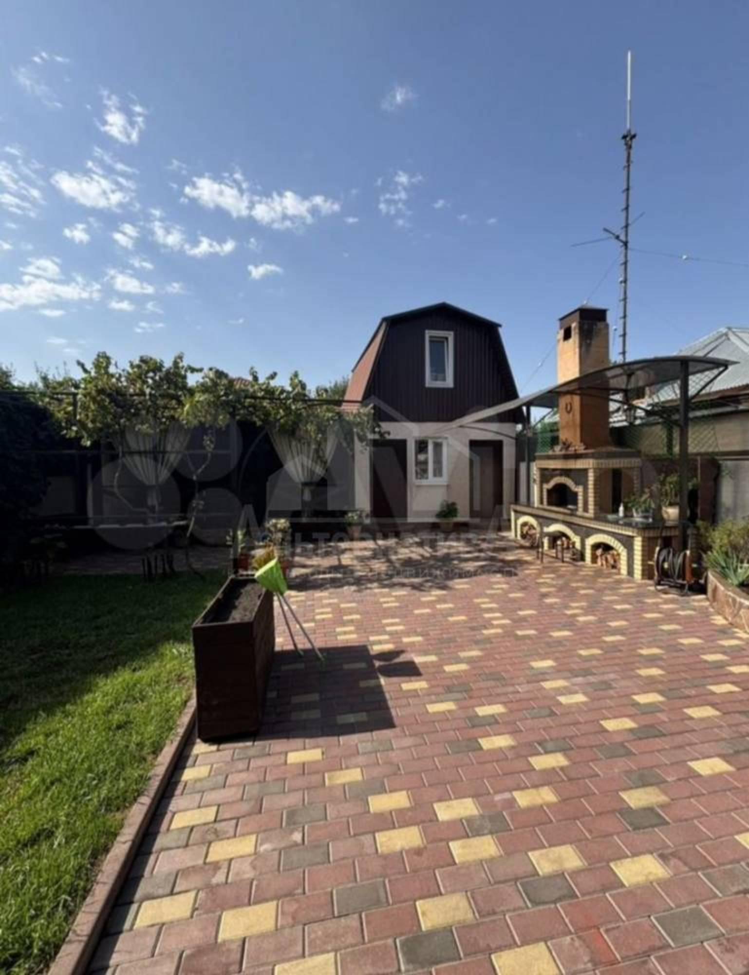 Купить дачу, дом, коттедж за 16 900 000 рублей на Дорожная ул.