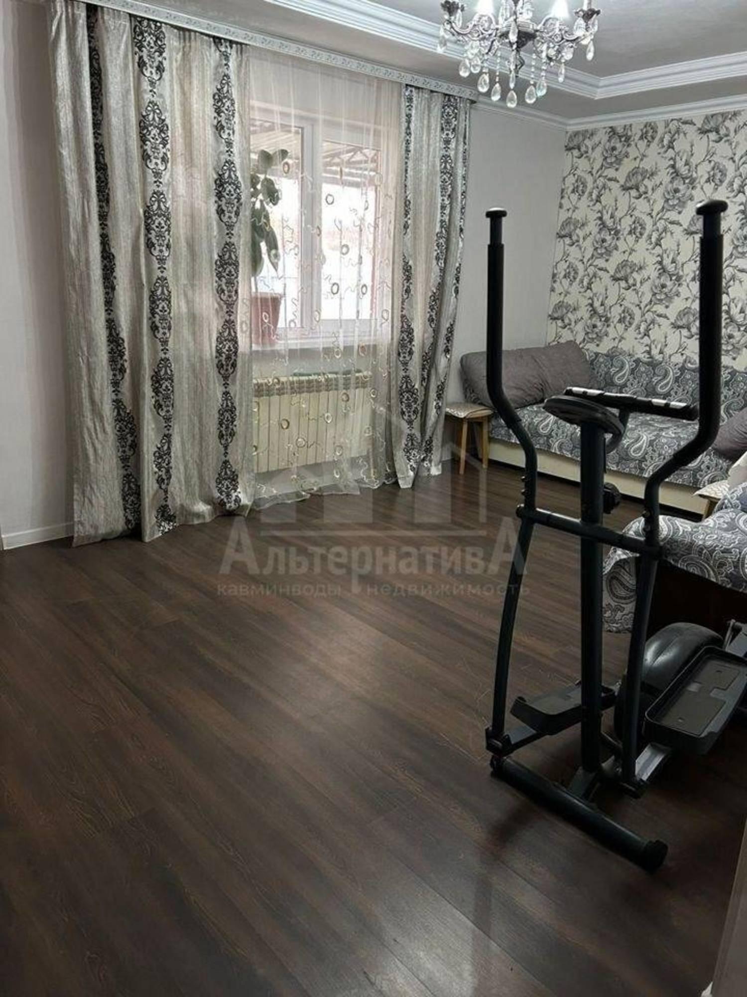 Купить дачу, дом, коттедж за 12 000 000 рублей на Луговая ул.