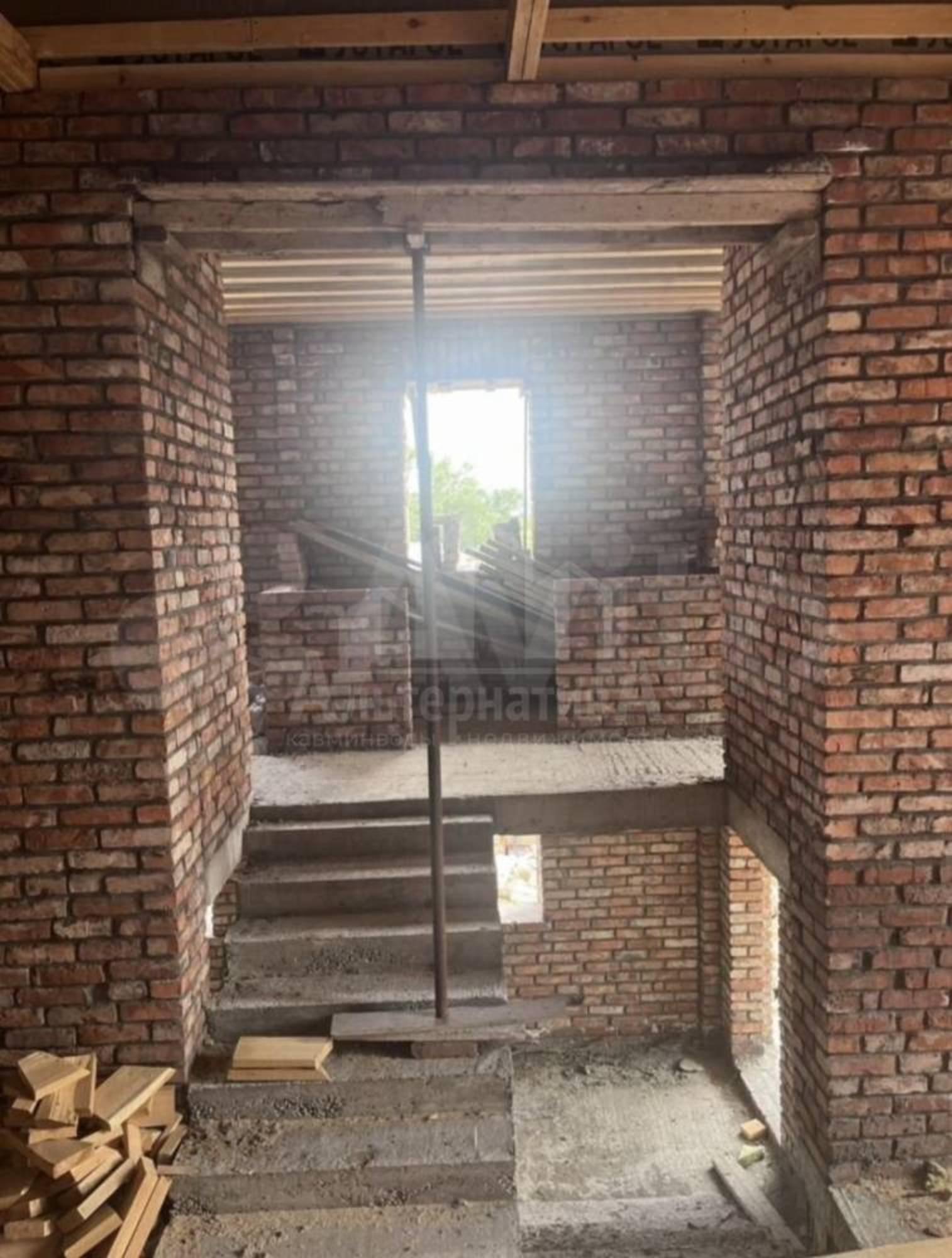 Купить дачу, дом, коттедж за 12 500 000 рублей на Белинковича ул.