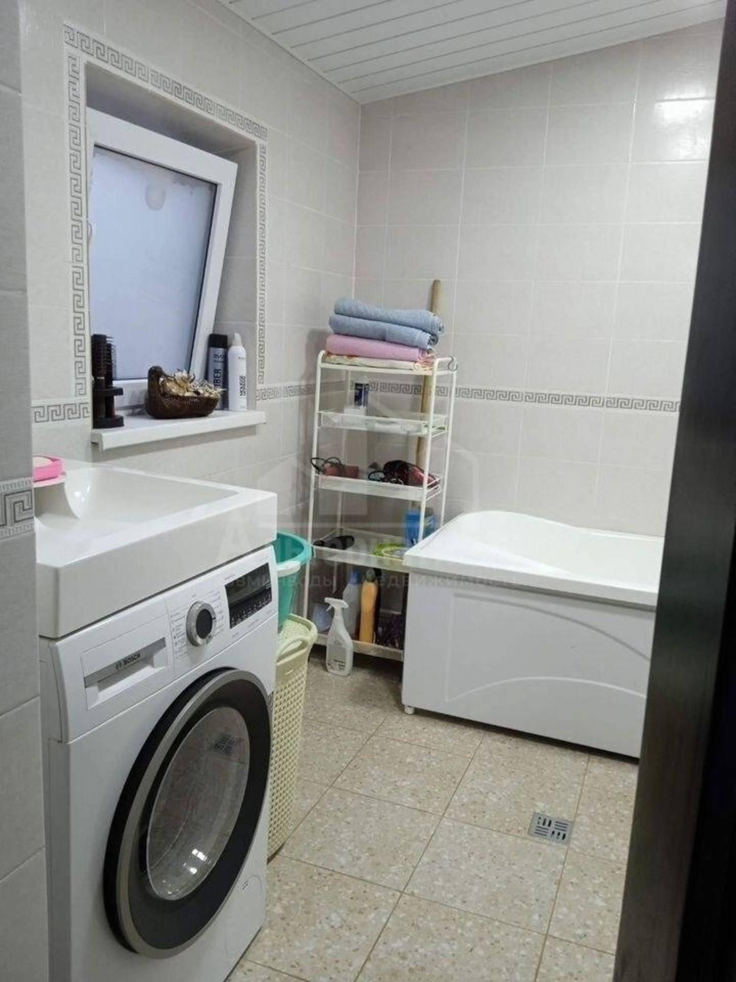 Купить дачу, дом, коттедж за 10 500 000 рублей на Тольятти ул.