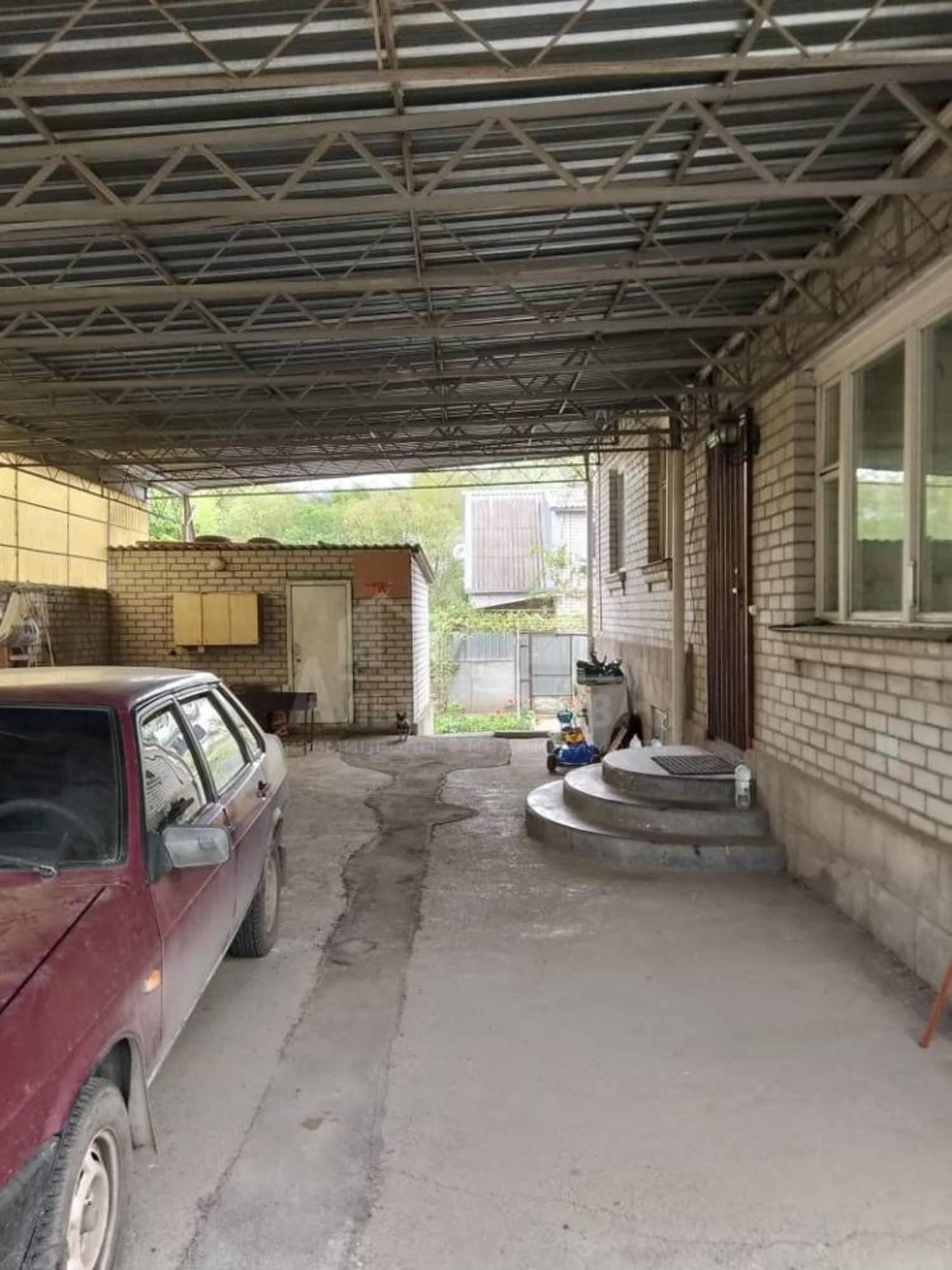 Купить дачу, дом, коттедж за 12 000 000 рублей на Набережная ул.