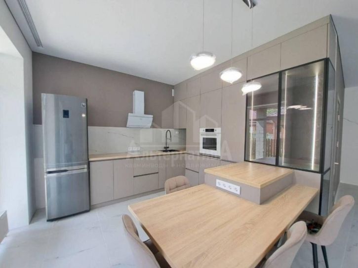 Коттедж/дом Колхозный пер.