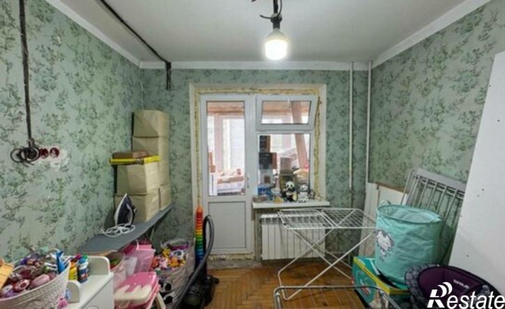 3-комн квартира пр-кт 40 лет Октября, 10,  д. 10