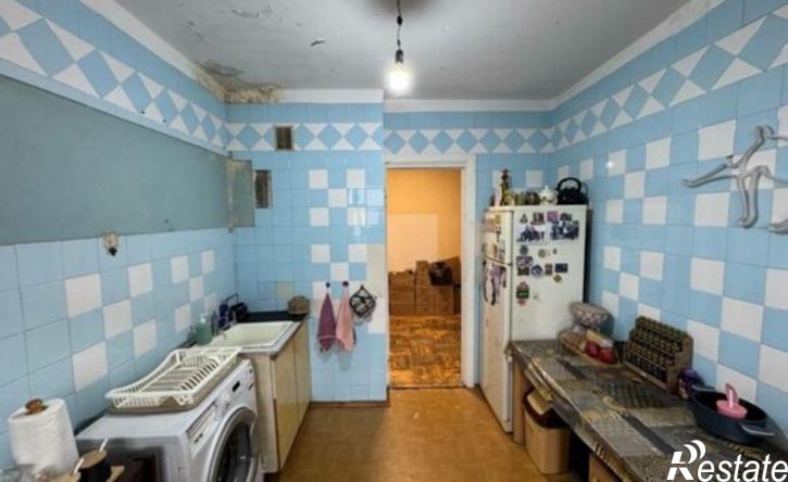 3-комн квартира пр-кт 40 лет Октября, 10,  д. 10