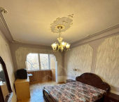 3-комн, 75кв м, этаж 4/5 Кочубея ул.