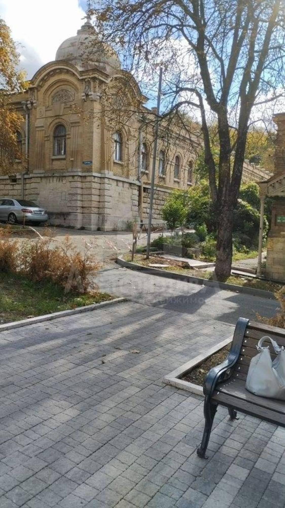 Купить квартиру за 5 650 000 рублей на Кирова ул.