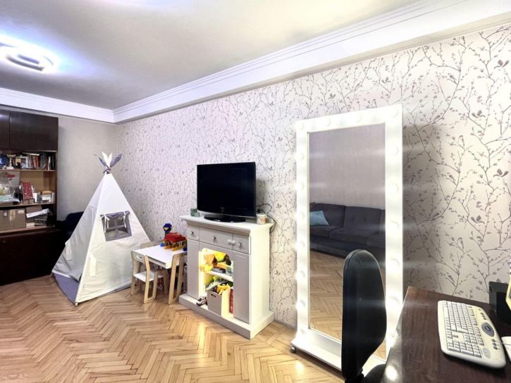 2-комн квартира Юлиуса Фучика ул, 4к3