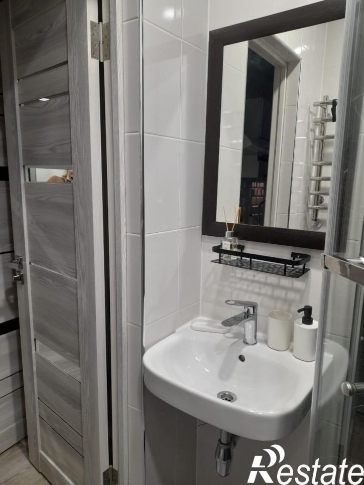 2-комн квартира Кирова, 7