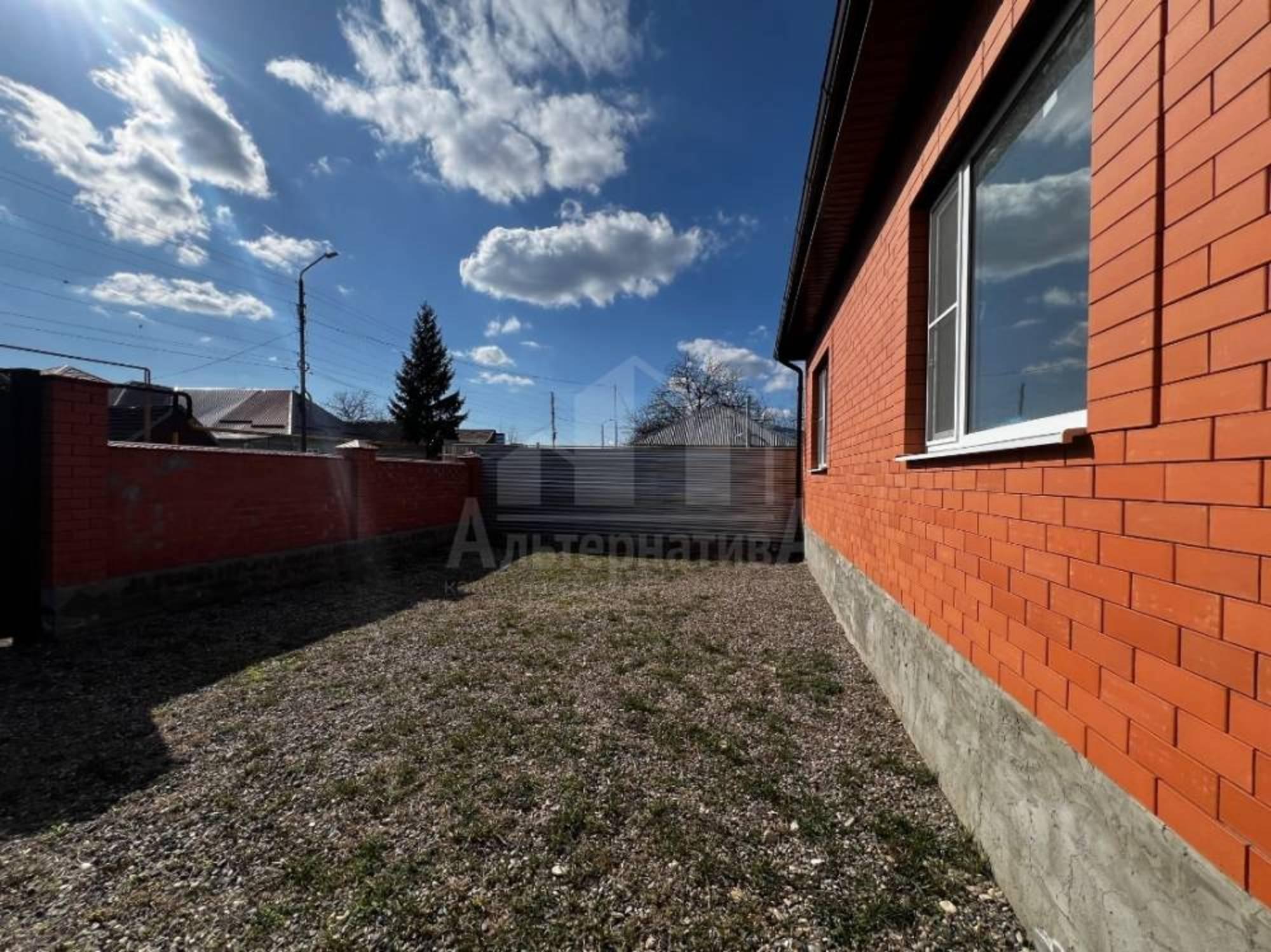 Купить дачу, дом, коттедж за 11 900 000 рублей на Центральная ул.