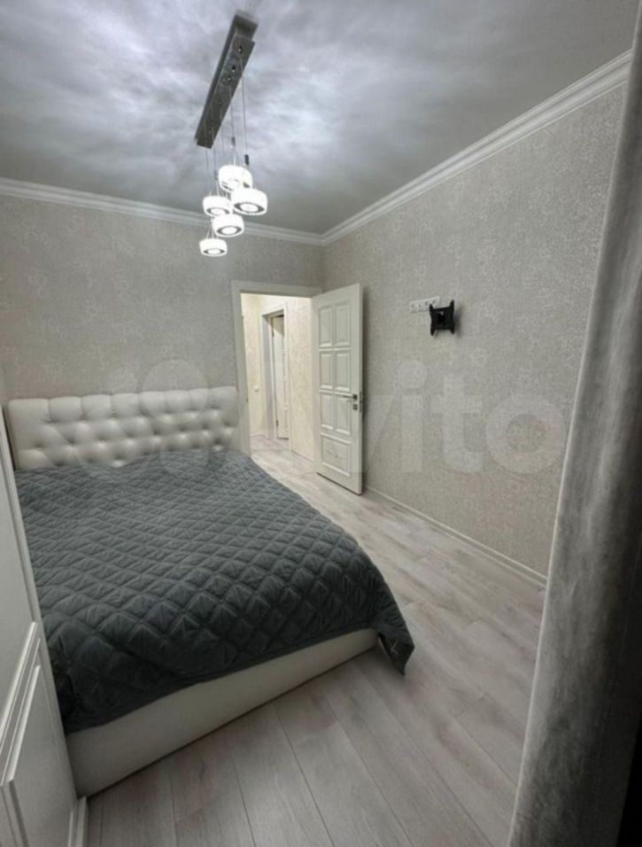 3-комн квартира Пальмиро Тольятти ул, 263к3