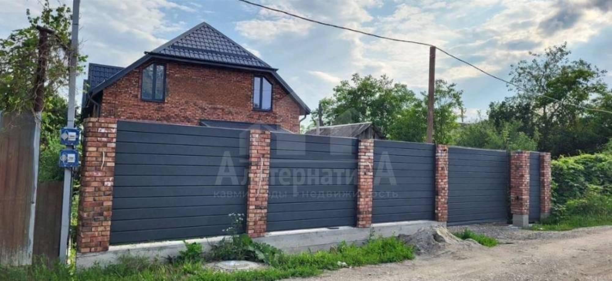 Купить дачу, дом, коттедж за 8 250 000 рублей на с/т Кавказ