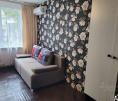 комната 50 кв м улица Нежнова, 72