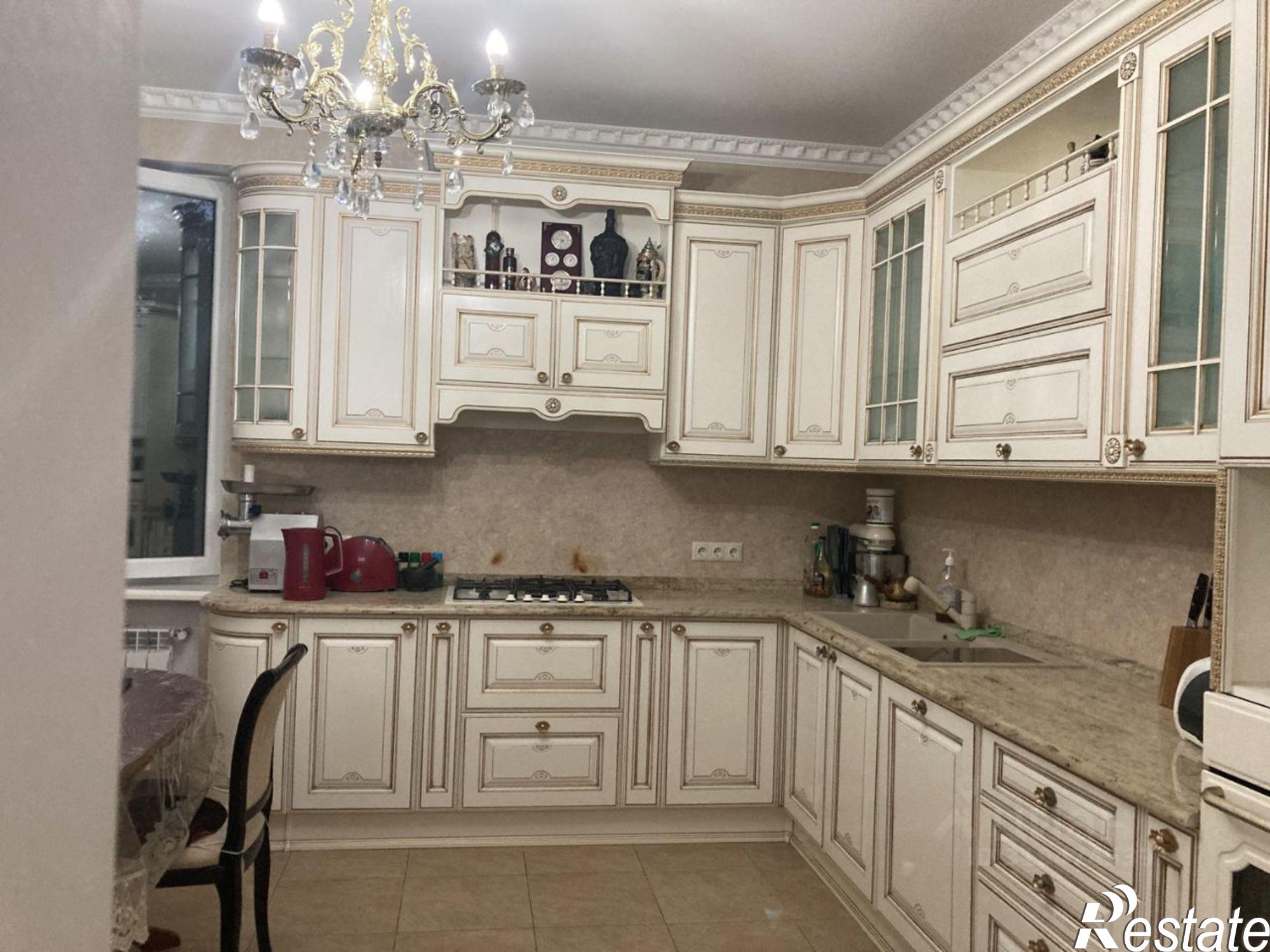 Купить дачу, дом, коттедж за 23 500 000 рублей на улица Разина, 23