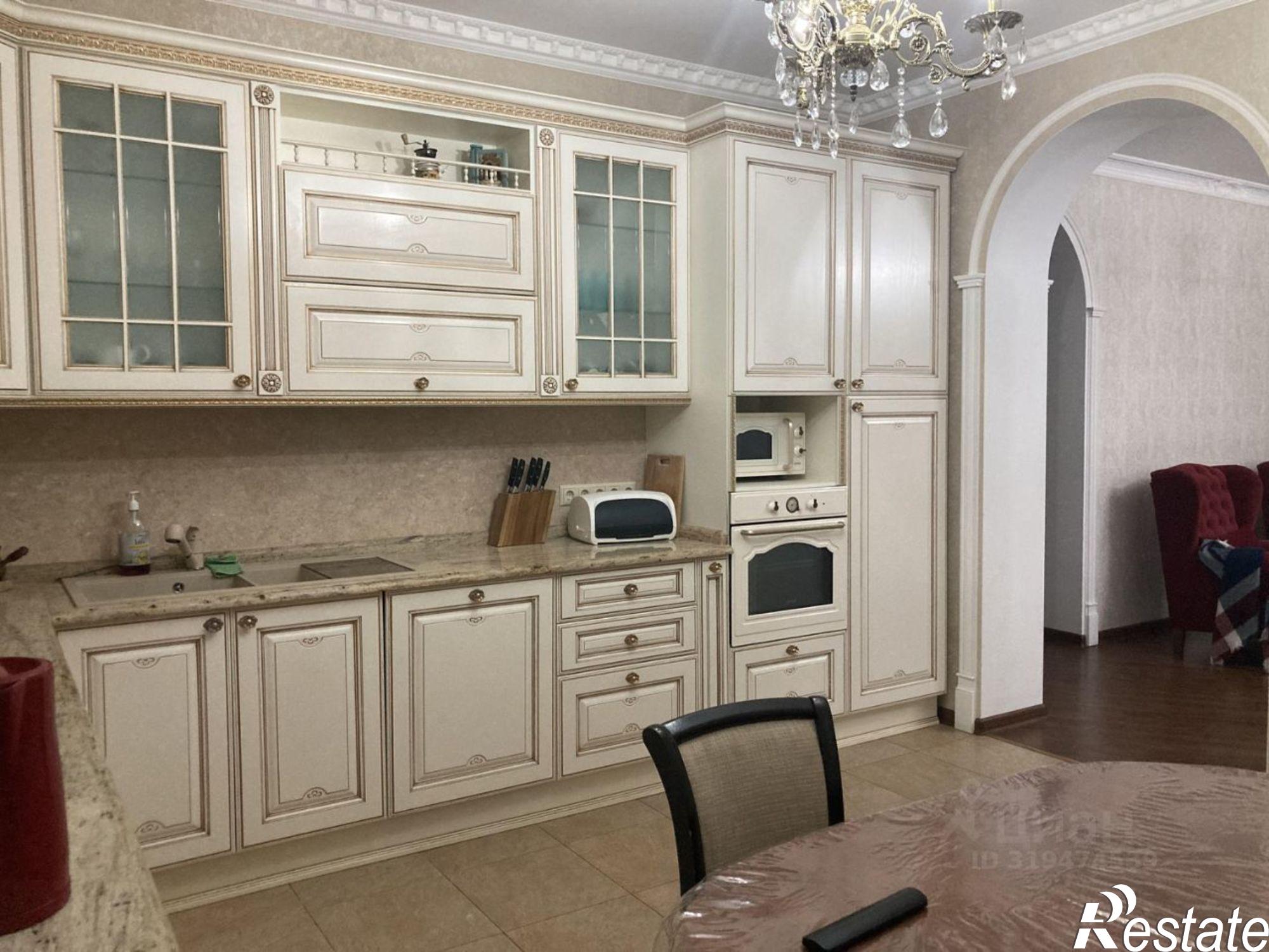 Купить дачу, дом, коттедж за 23 500 000 рублей на улица Разина, 23