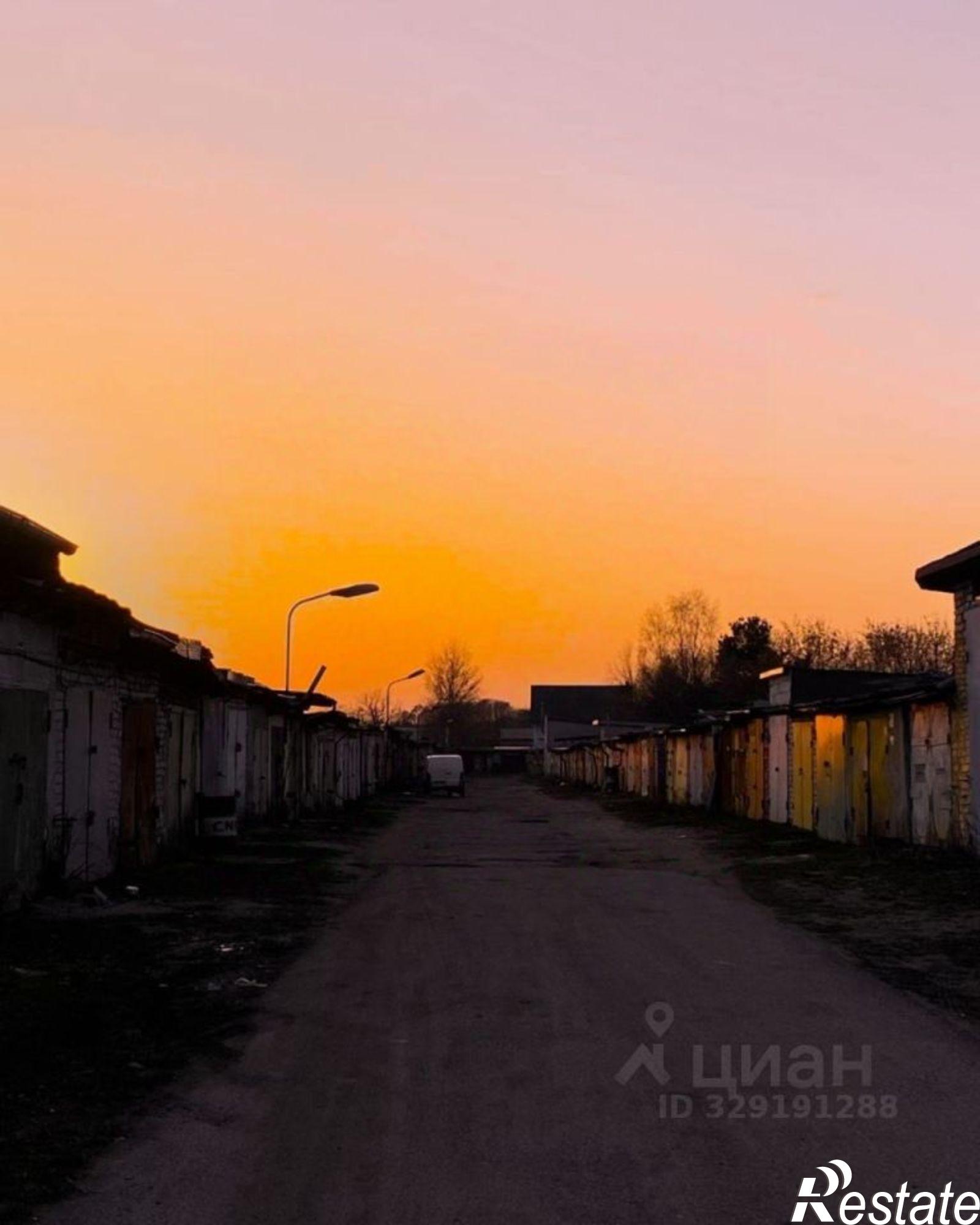 Купить гараж, место в паркинге за 978 845 рублей на улица Крайнего, 3