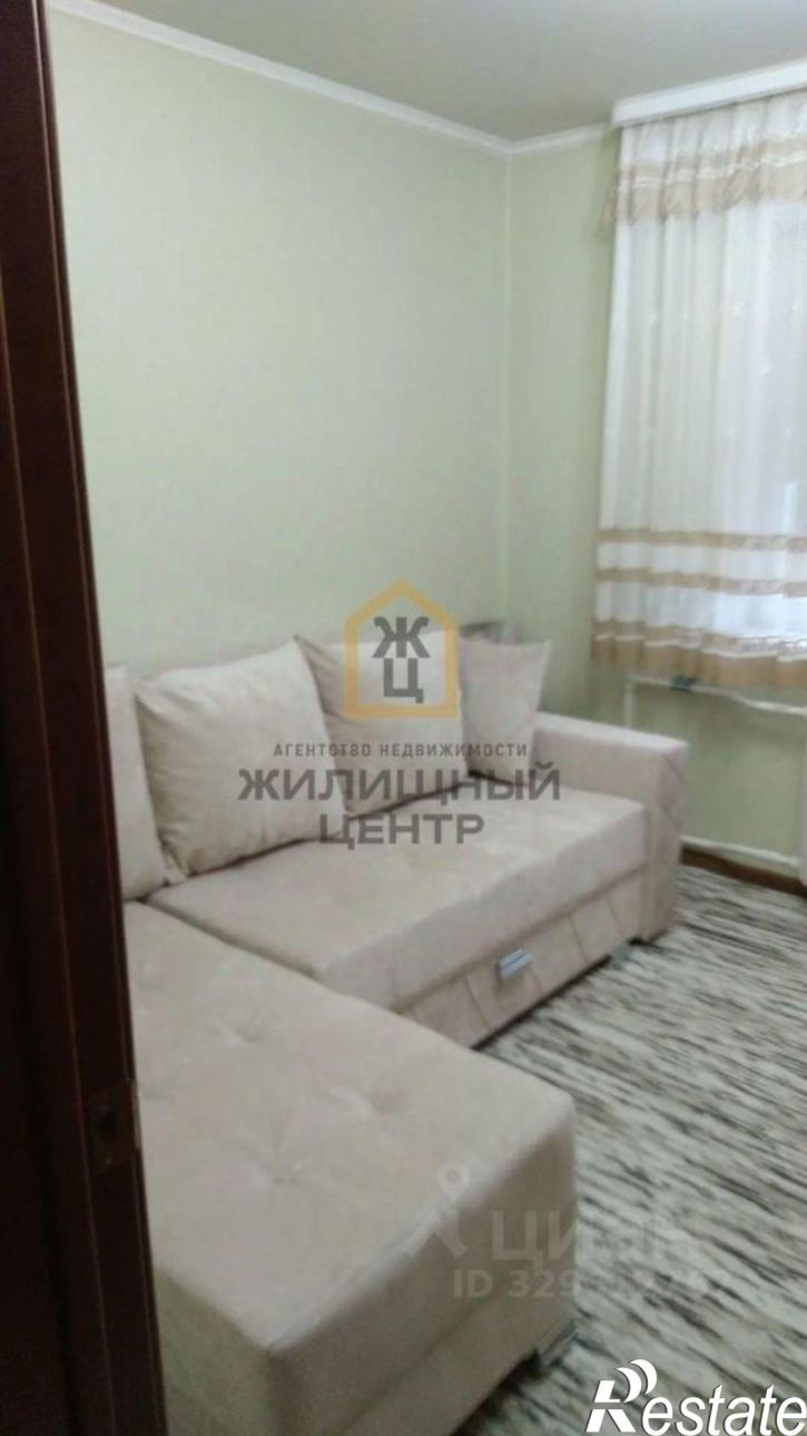 2-комн квартира проспект 40 лет Октября, 37,  д. 37