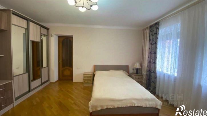 2-комн квартира улица 295-й Стрелковой Дивизии, 19,  д. 19