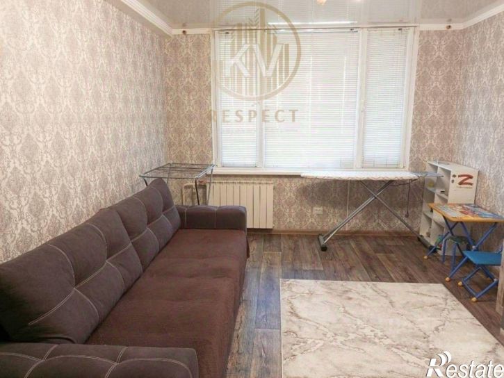 2-комн квартира пр-кт 40 лет Октября, 21,  д. 21