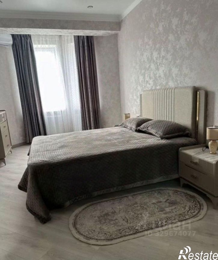 2-комн квартира улица Адмиральского, 1А,  д. 1А