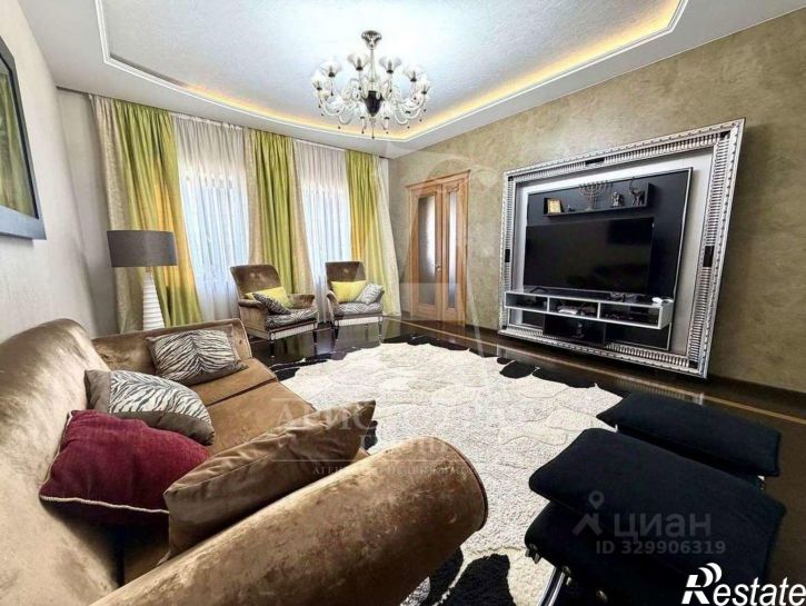 4-комн квартира улица 295-й Стрелковой Дивизии, 19 к2,  д. 19 к2