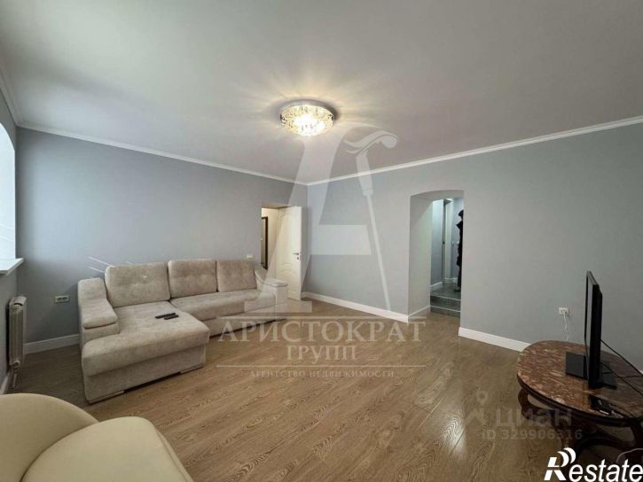3-комн квартира улица Лермонтова, 5,  д. 5