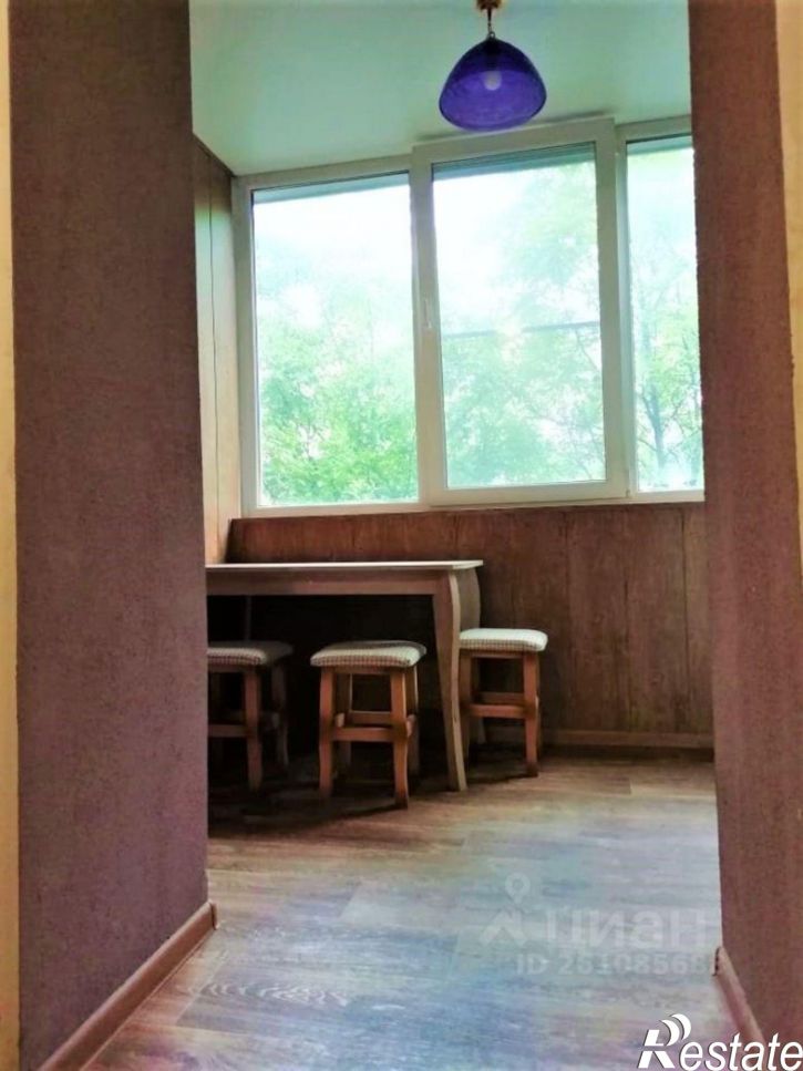 2-комн квартира улица Юлиуса Фучика, 15,  д. 15